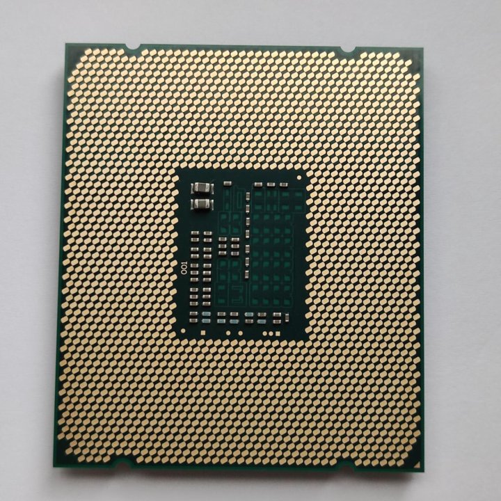 Intel Xeon E5-2620 V3