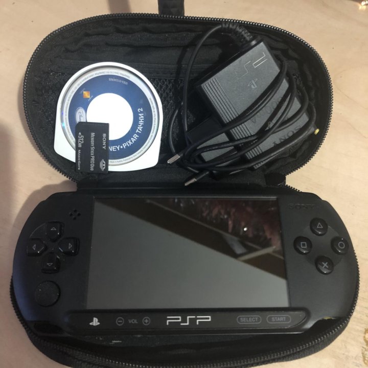 Sony PSP E1008 street