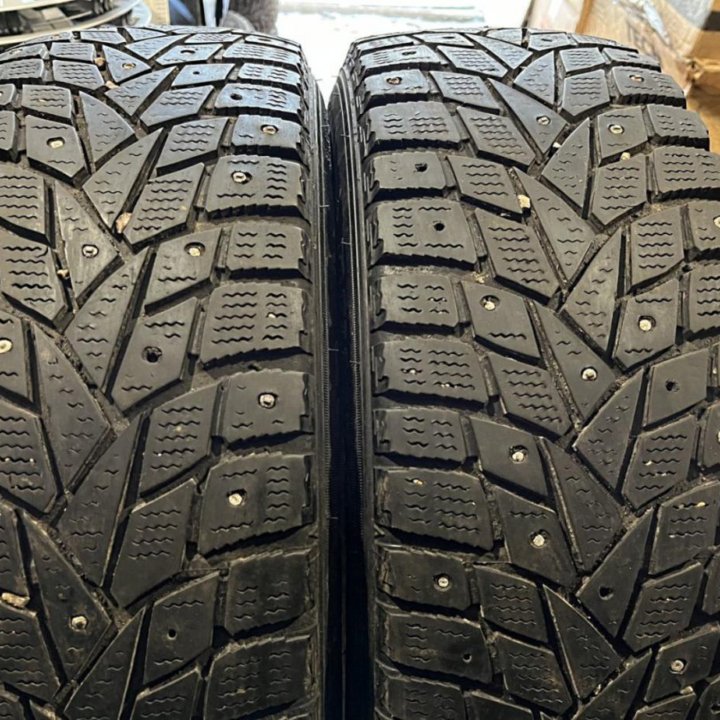 Dunlop SP Winter Ice 02 185/60 R15 88T