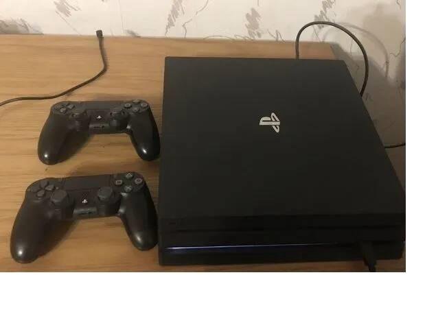 Sony PlayStation 4 Pro 1tb