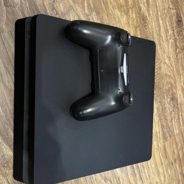 PS4 slim