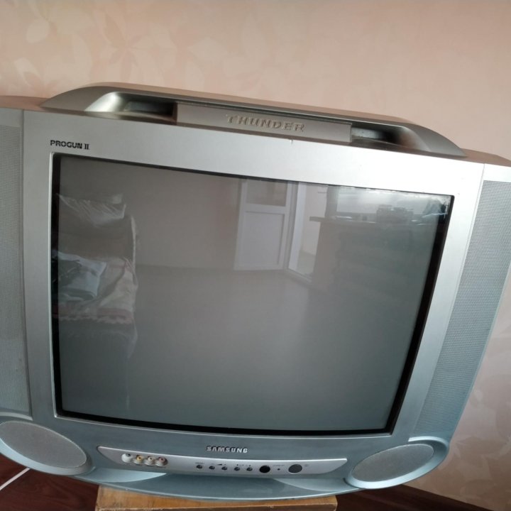 Телевизор б/у Samsung