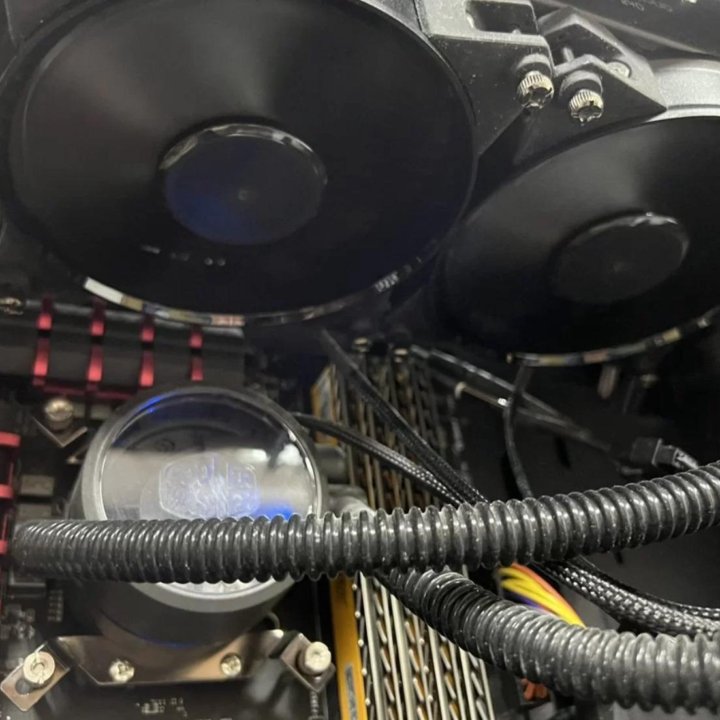 Cooler Master MasterLiquid PRO 240 сво на проц