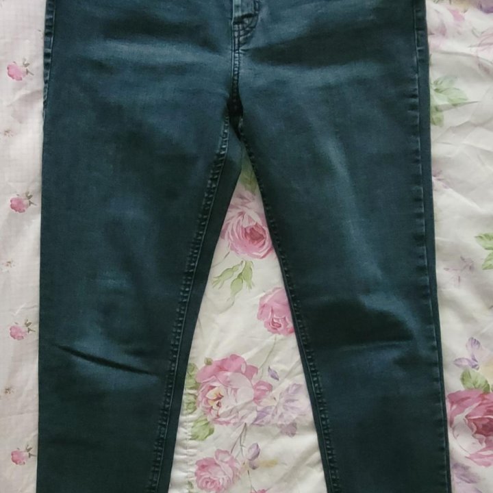 Джинсы 