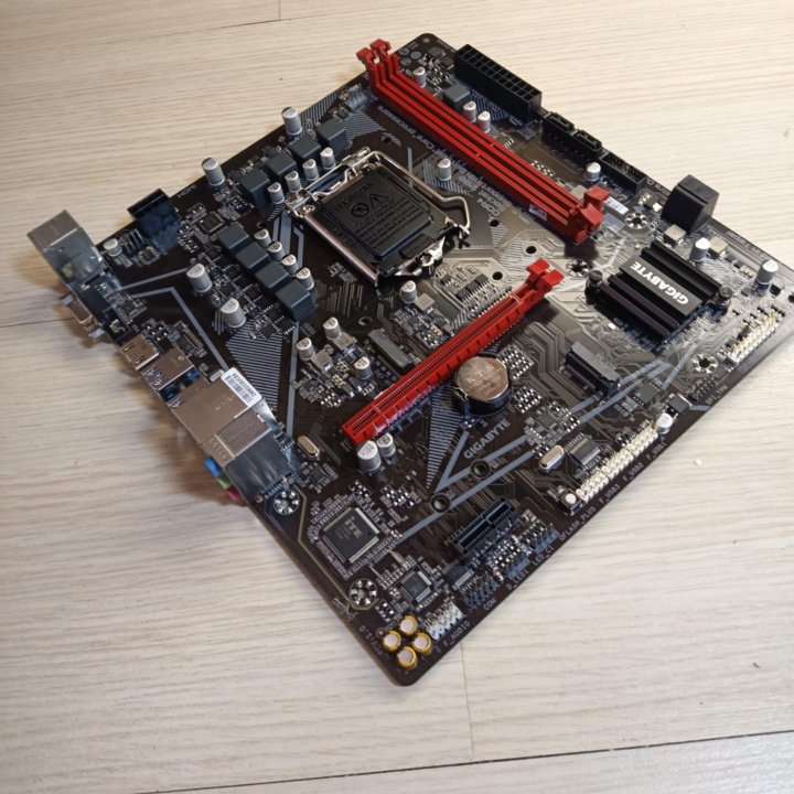 Gigabyte B560M H