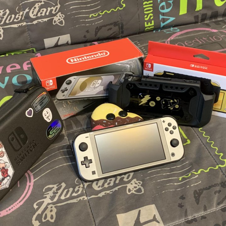 Nintendo Switch Lite Dialga Palkia Edition