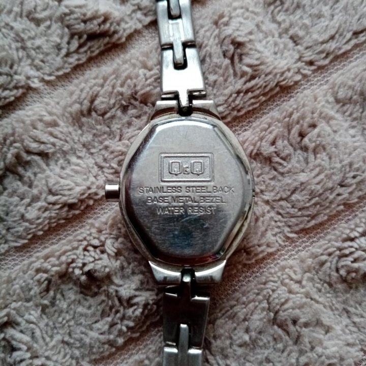 Часы наручные