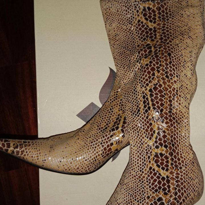 ,Сапоги чулки.