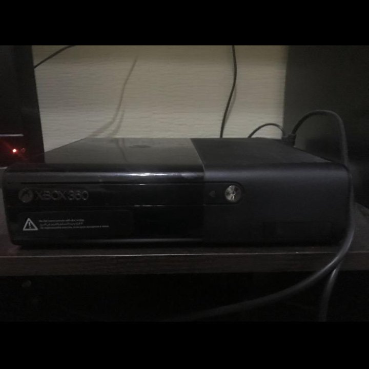 Xbox 360 E