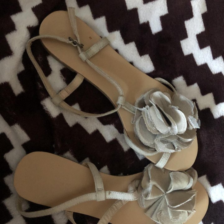 Кожаная обувь