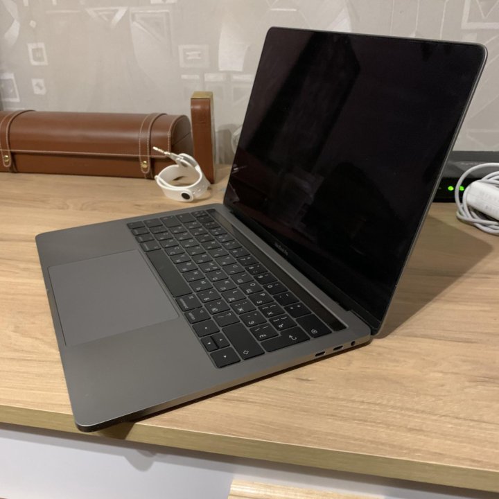 MacBook Pro 13 2017 256gb