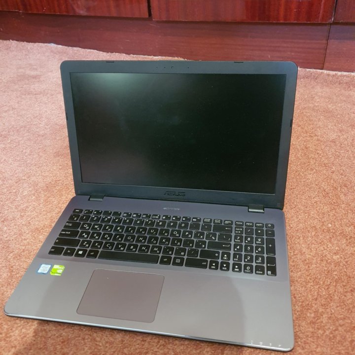 Ноутбук Asus X542U i3 7100/Nvidia 940mx/1тб/Type-C