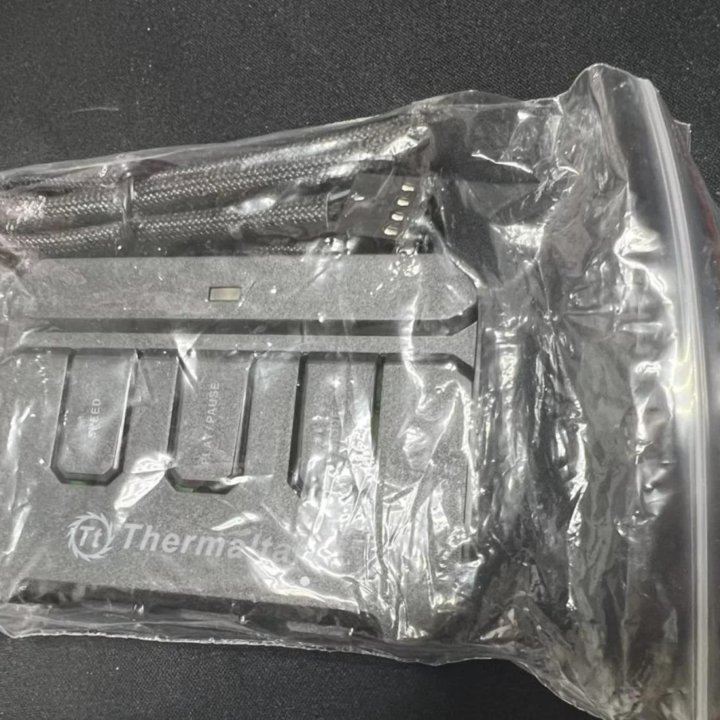 Thermaltake Riing RGB Controller контроллер