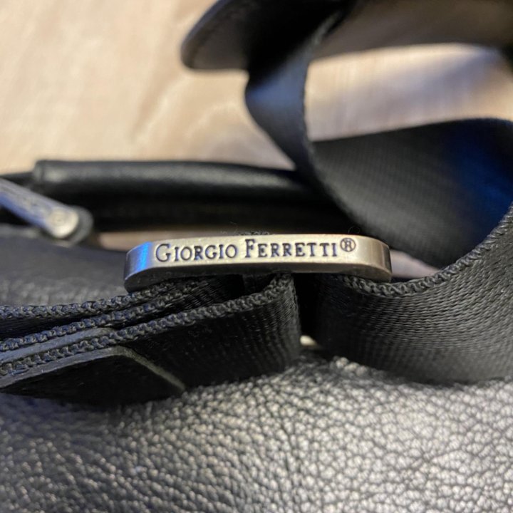 Мужской кожаный портфель Giorgio Ferretti