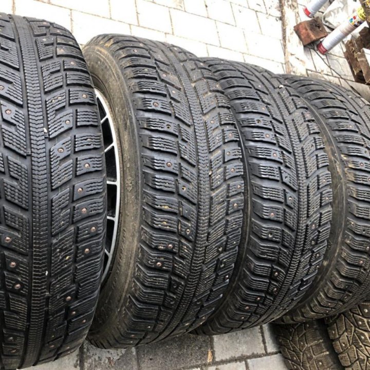 Зима Kumho 195/65 R15 + Диски Ford Focus 2 и 3