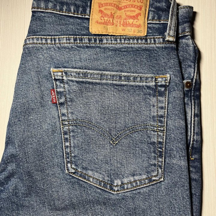 Джинсы Levi’s 511