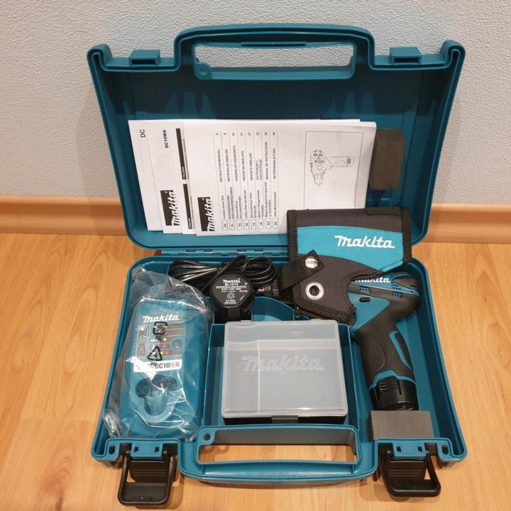 Аккумуляторная дрель-шуруповерт makita df330dwe