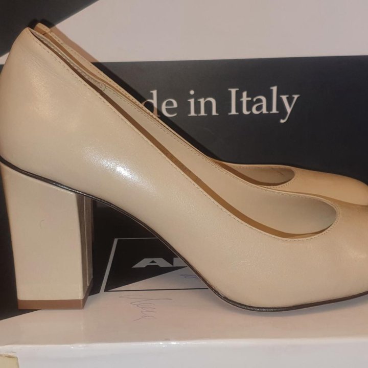 Кожаные туфли