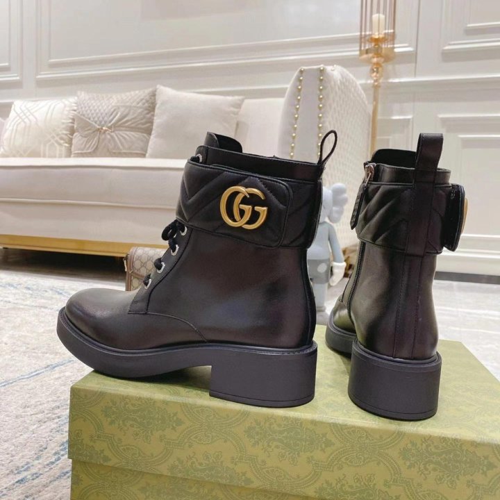 Ботинки Gucci????