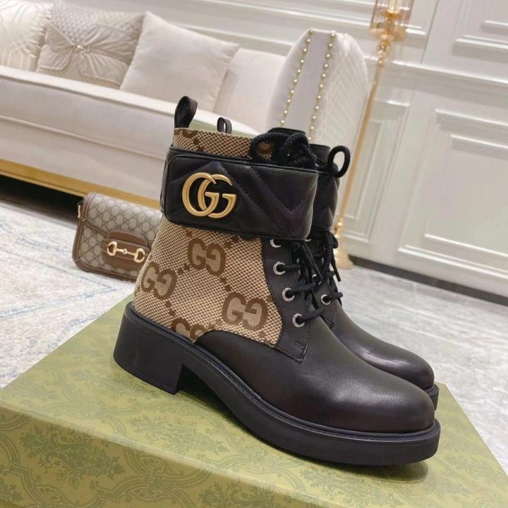 Ботинки Gucci????