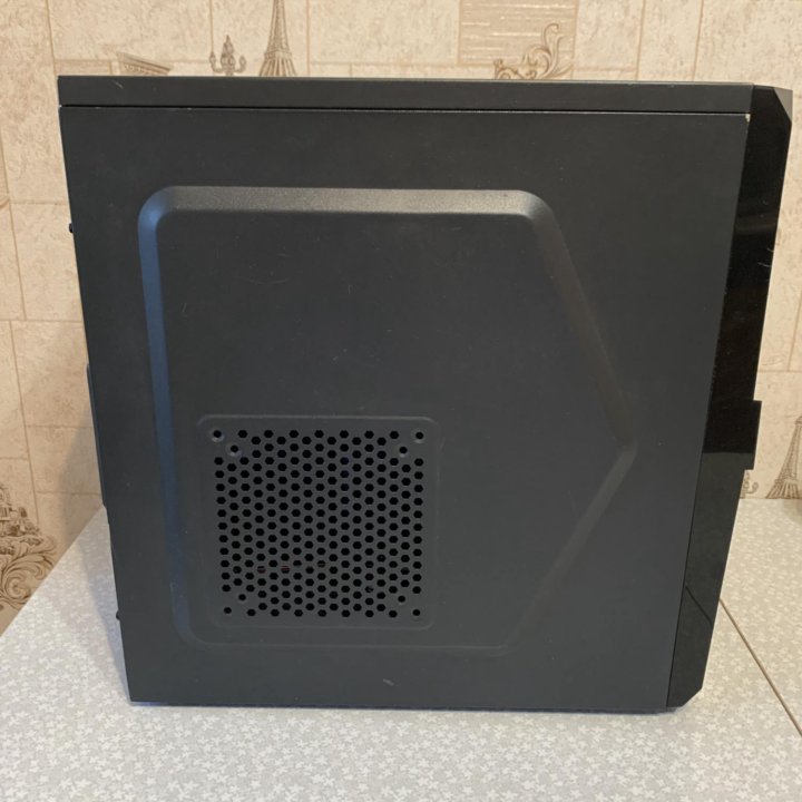 Корпус для ПК ATX