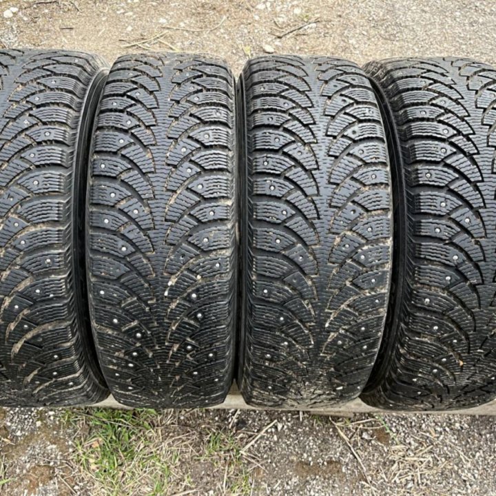 Зима Nokian Nordman 4 205/60 R16 + Диски 5x105