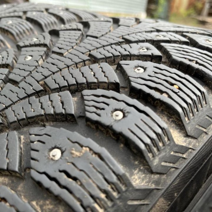 Зима Nokian Nordman 4 205/60 R16 + Диски 5x105