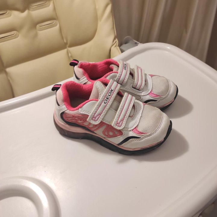 Кросовки для девочки