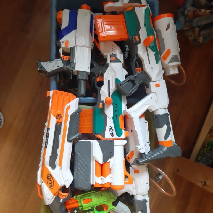 Lego рассыпью + оружие Nerf