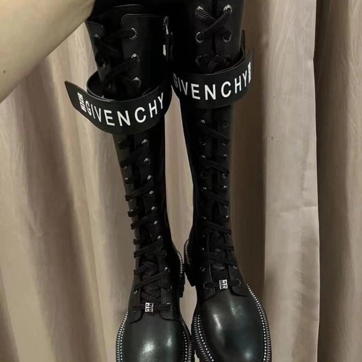 Сапоги Givenchy????