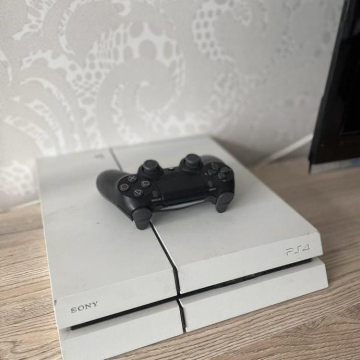 Sony PlayStation 4