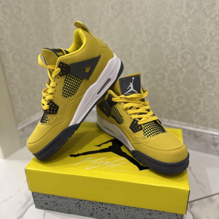 Новые Air Jordan 4