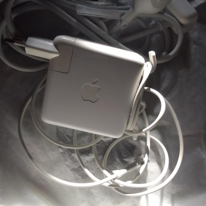 Apple/Блок питания Apple 85W Magsafe Power Adapter