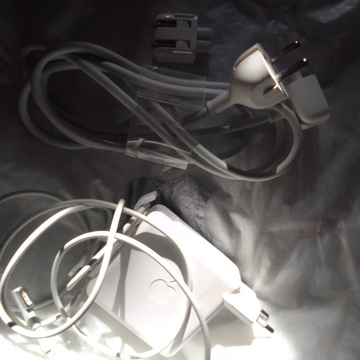 Apple/Блок питания Apple 85W Magsafe Power Adapter