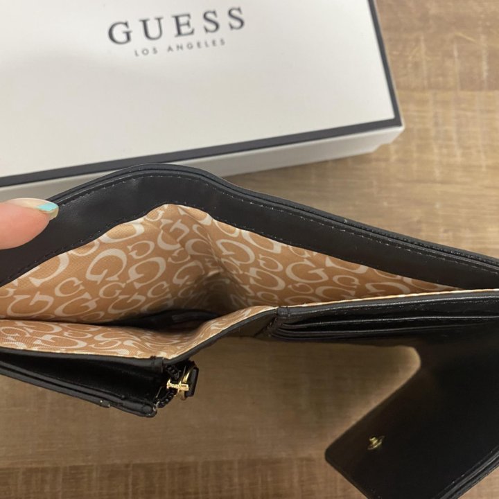 Кошелек Guess новый