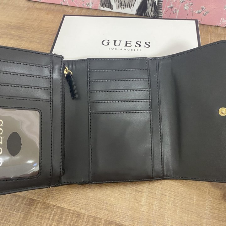 Кошелек Guess новый