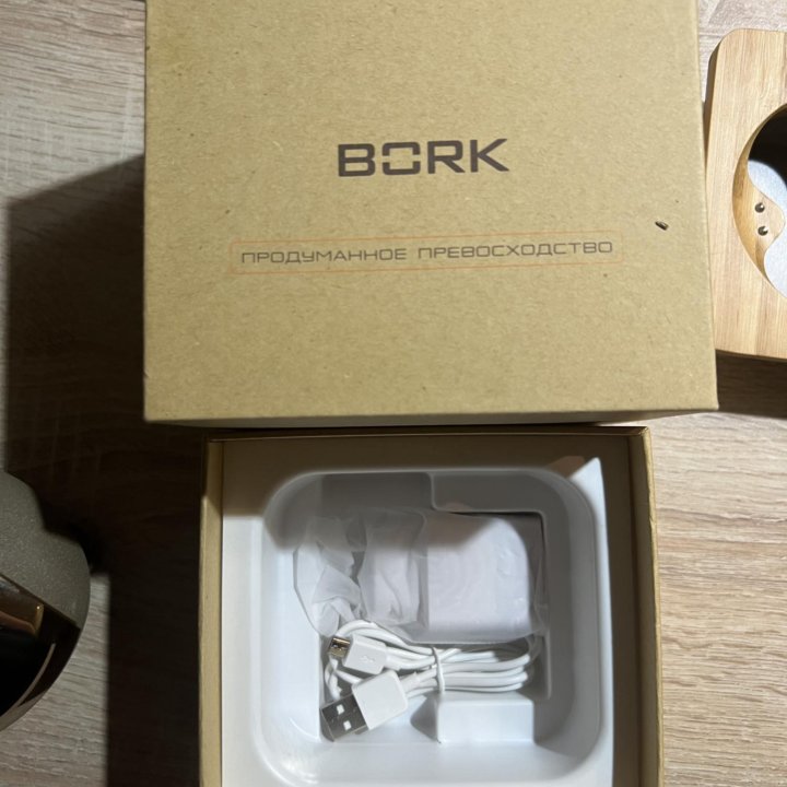 Массажер для головы Bork D603