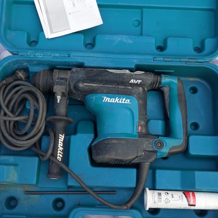 Перфоратор makita HR 3210c