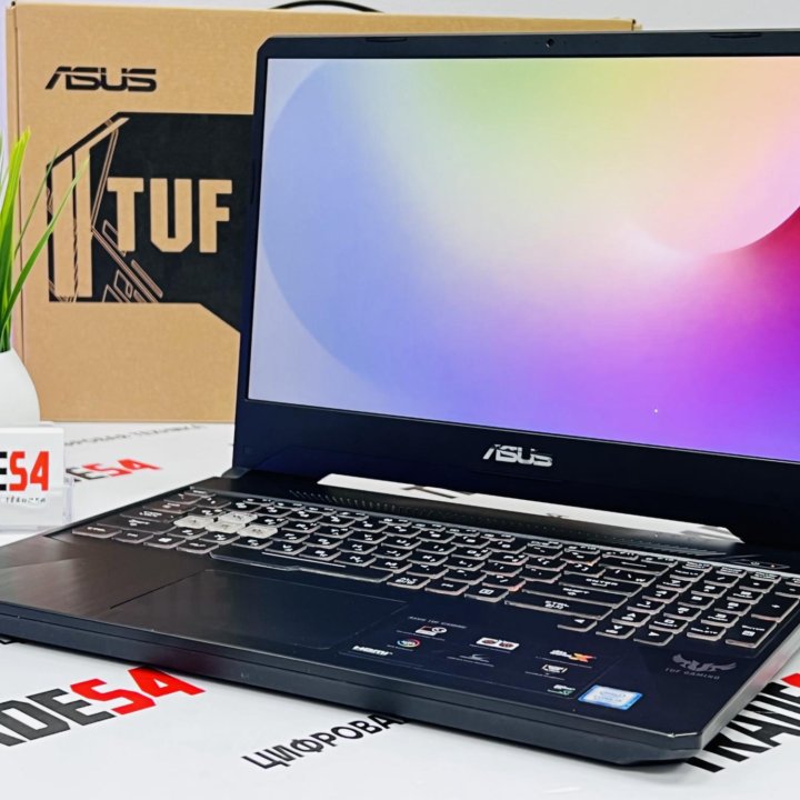 Asus TUF 15.6 i5-8300H / GTX 1060 6GB / 8GB / SSD