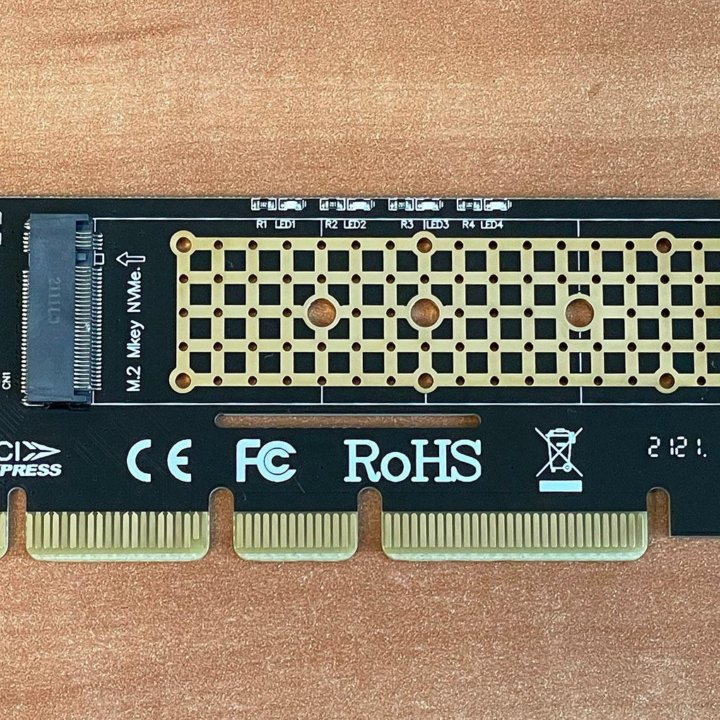 Плата расширения M.2 NVMe SSD на PCIE 3,0x16