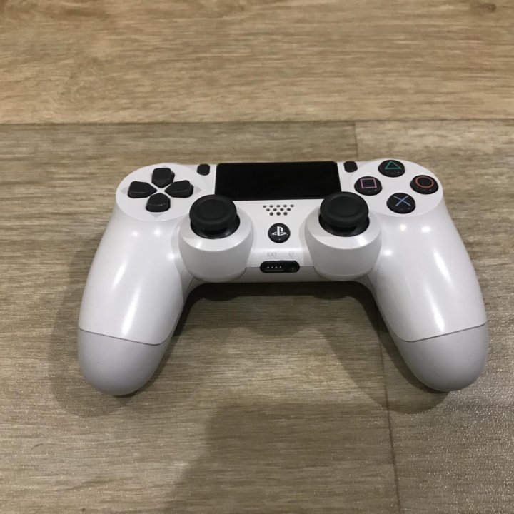 Консоль PS4 Slim