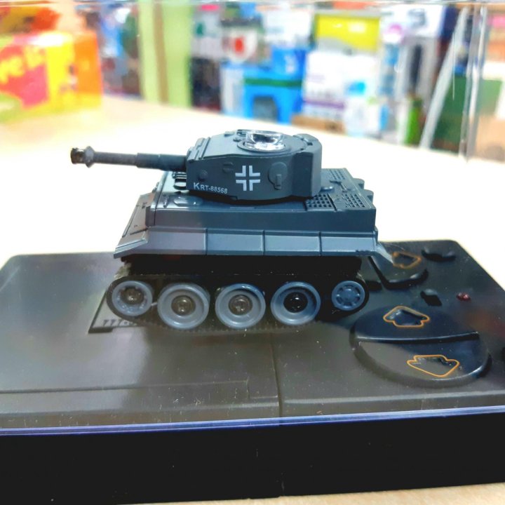 Танк игрушка радиоуправляемый BATTLE TANK 6*4*4 см