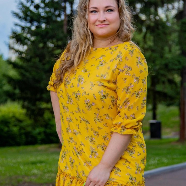 Платье 50разм.