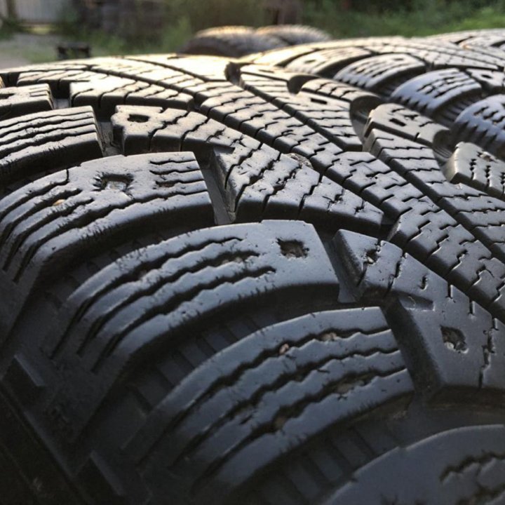 Nokian Tyres Hakkapeliitta 5 225/65 R17 106T