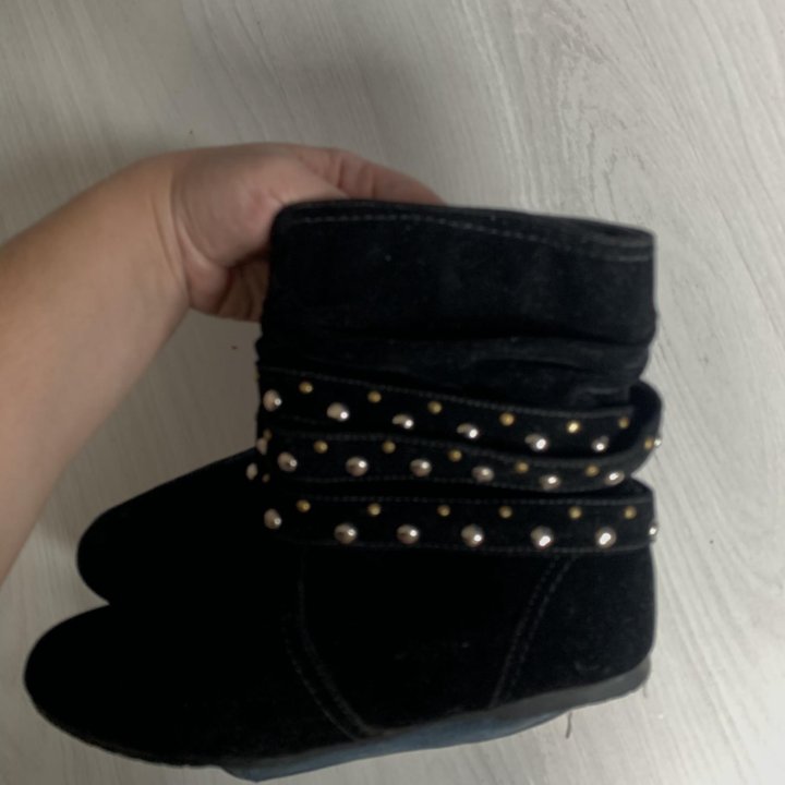 Обувь пакетом