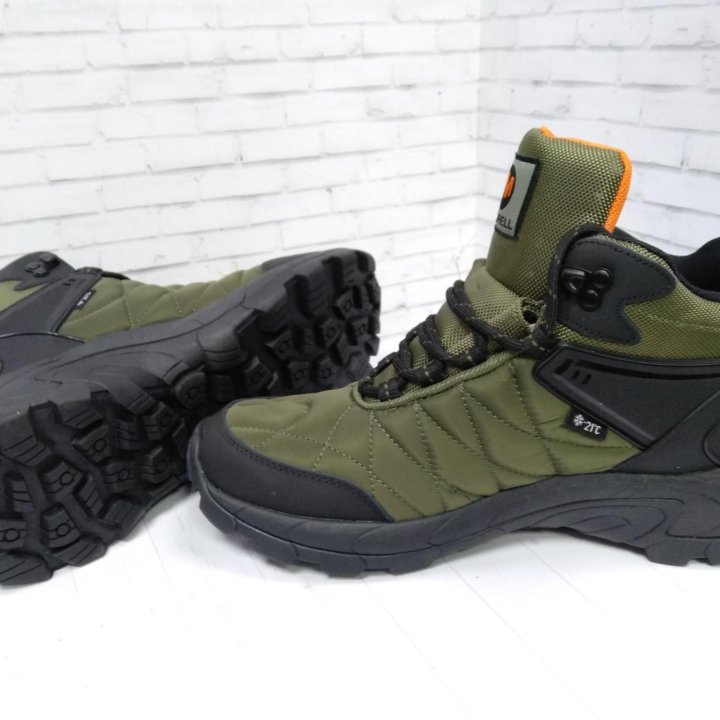 Зимние кроссовки Merrell