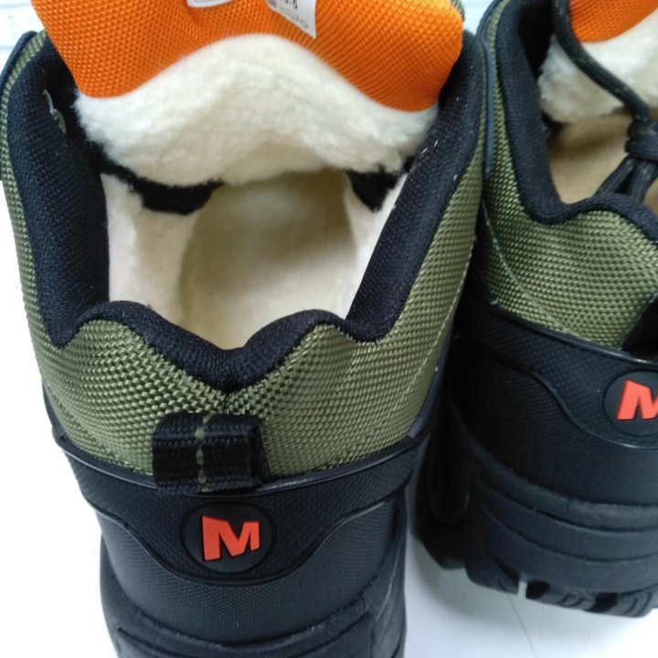 Зимние кроссовки Merrell