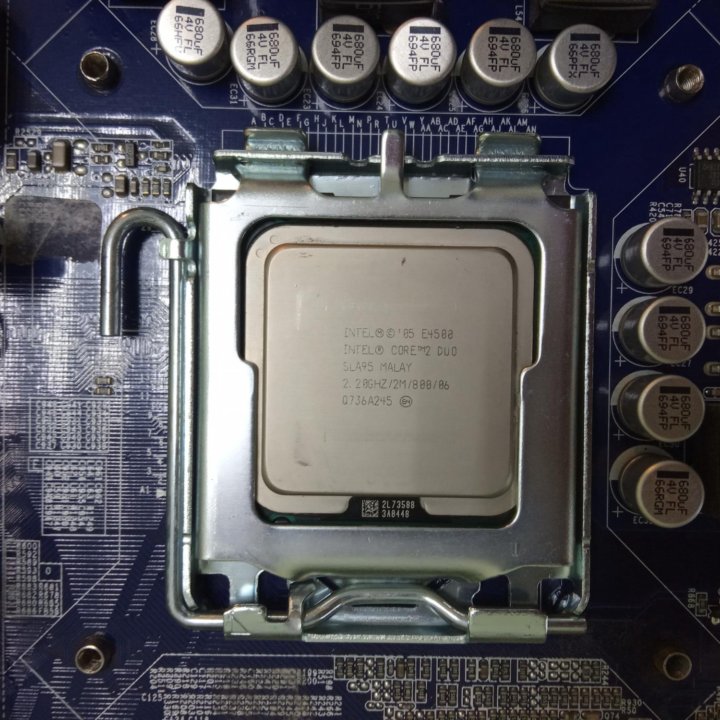 Asus F2A85-M LE Foxconn 945G7MD-8KS2H