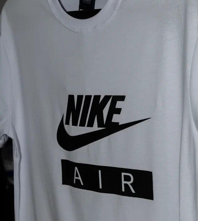 Футболка Nike Air