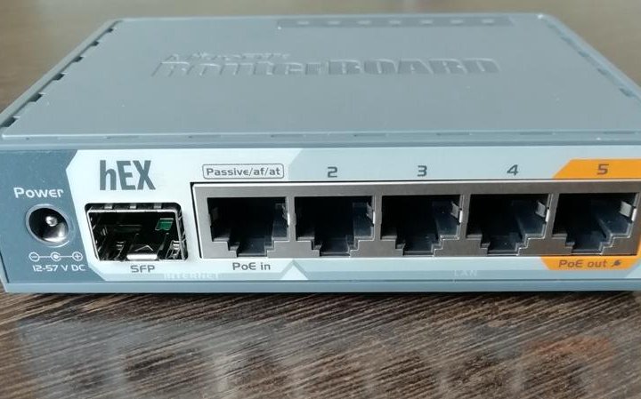 Mikrotik hex s